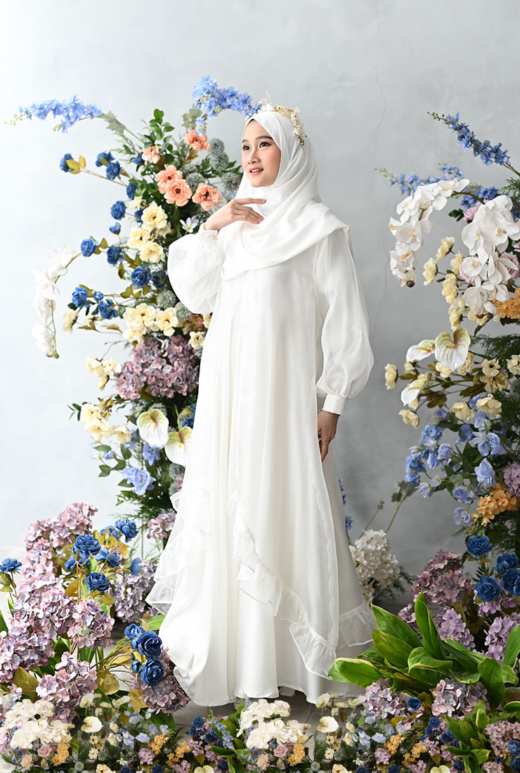 Broken-White-3