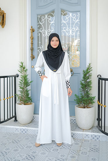 anum-bw-1